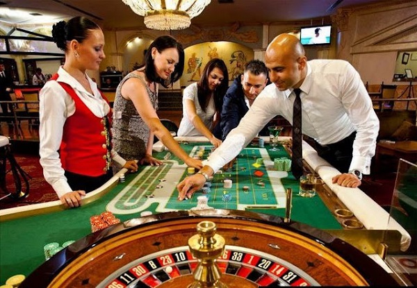 Luật chơi Casino và kinh nghiệm lần đầu đặt cược tại sòng bài Casino