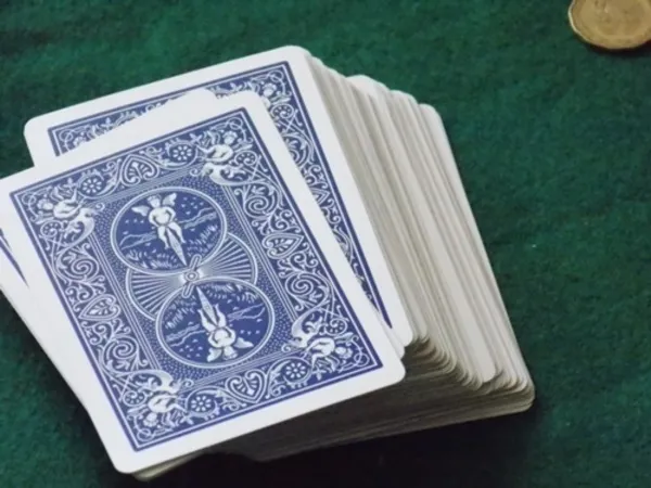 Chơi Poker hiệu quả với mẹo chơi đặc biệt của cao thủ