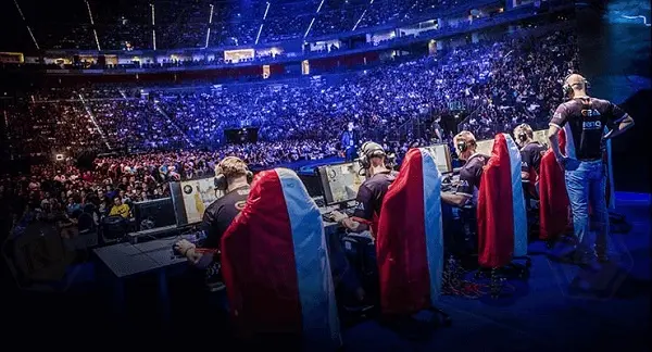 Kinh nghiệm cá cược Esports giúp bạn dễ dàng hơn trong việc kiếm tiền