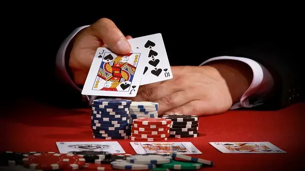 Đâu là cách chơi Poker online tốt nhất