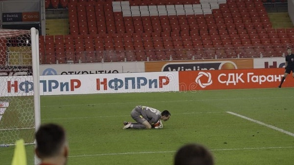 Làm thế nào để phân tích xác suất thắng kèo dựa trên phân tích đội hình ra sân chính thức?