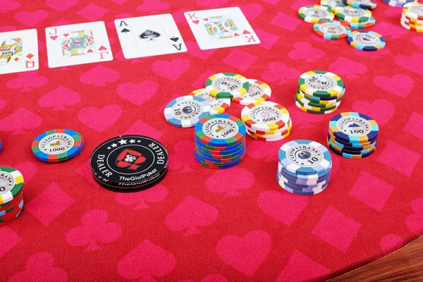 Đoán bài Poker - kỹ năng của các cao thủ