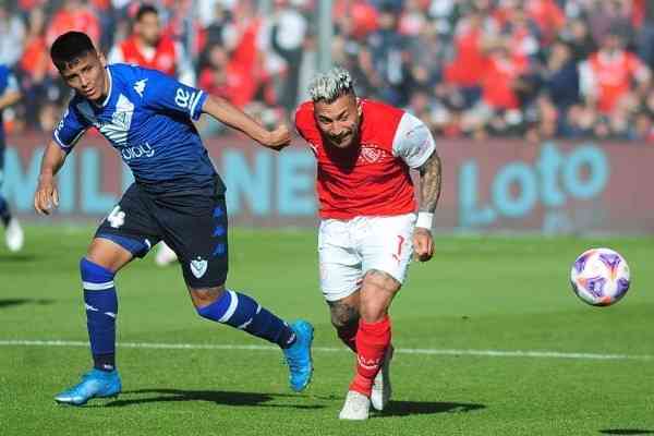 Velez vs Independiente 07h30 ngày 12/02 - Soi Kèo VĐQG Argentina